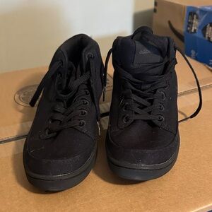 All Black ankle high Sneakers